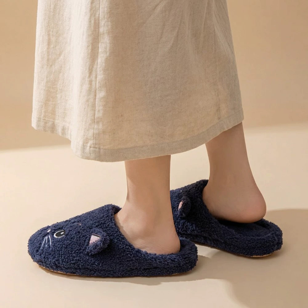 Cozy Unisex Plush Slippers wit - Embroidery Garments 评论和价格